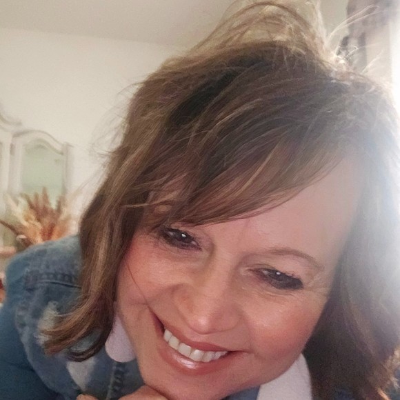 Meet your Posher, Judy - Picture 1 of 1